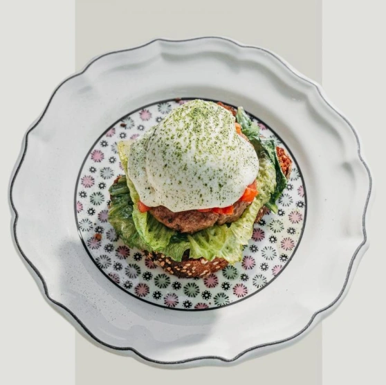 Заварной хлеб с инжиром и черносливом: гастрономическое открытие в Sage на завтрак Заварной хлеб с инжиром и черносливом: гастрономическое открытие в Sage на завтрак